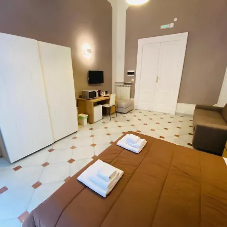 Around Toledo بيت ضيافة